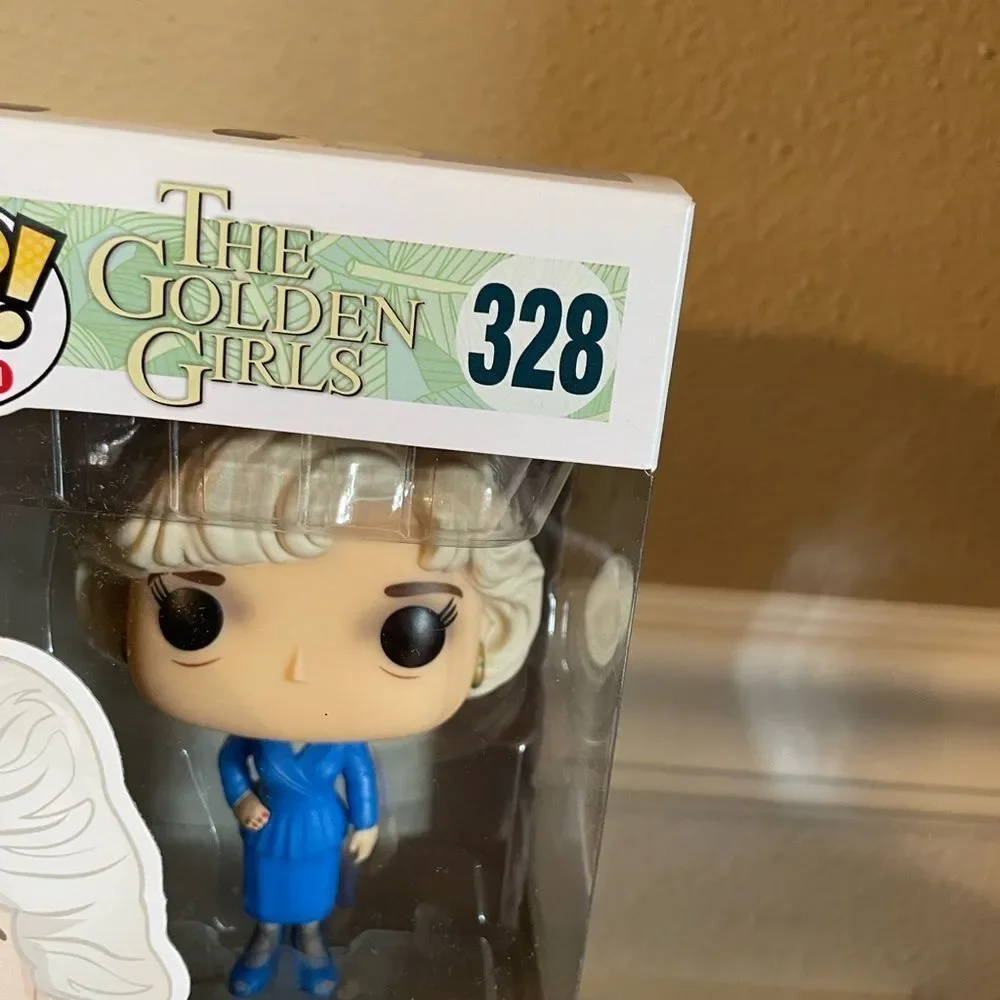 Funko Pop Golden Girls Series Complete Set of Dolls 326 327 328 & 329 NEW